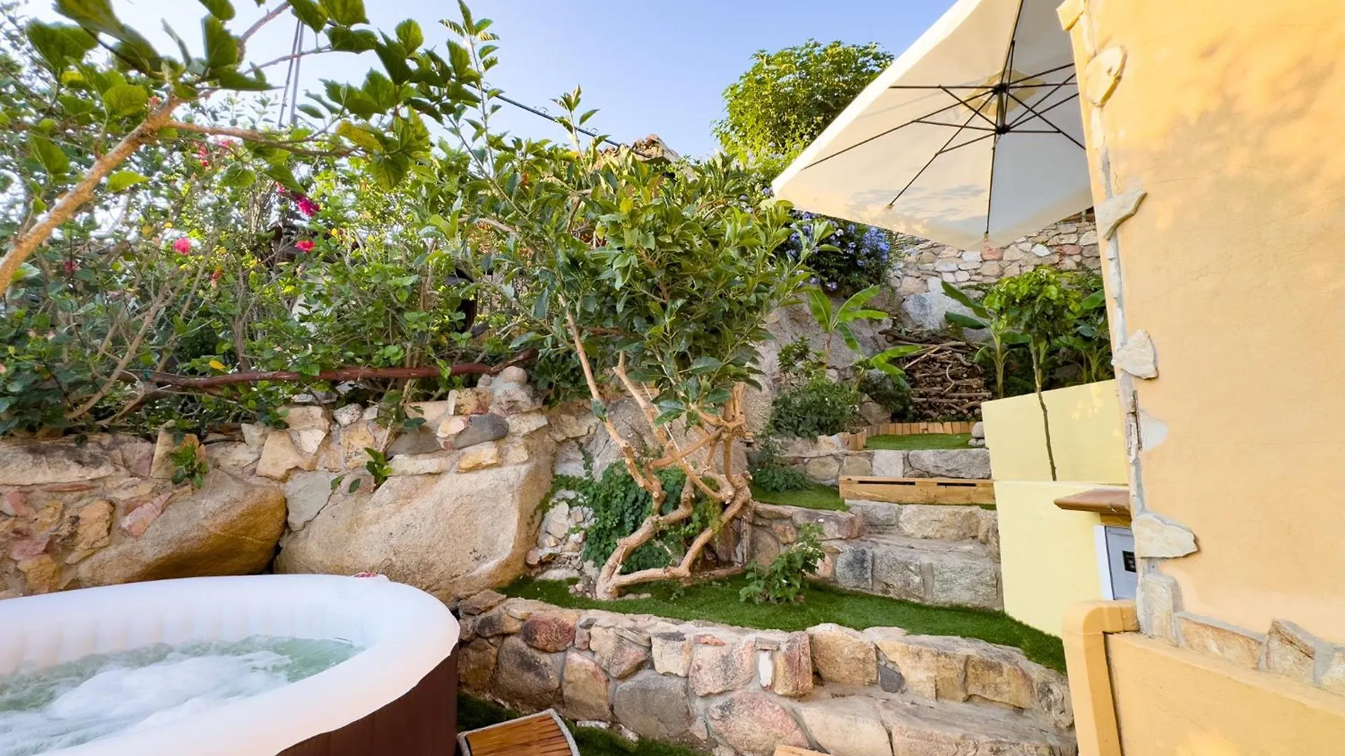 Casa Sussurro Del Mare, Fronte Mare, Idromassaggio Villa Simius
